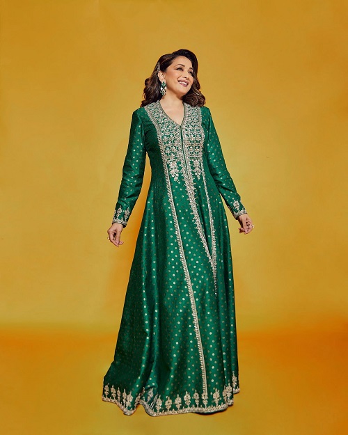 Best Festive Outfits Of Madhuri Dixit Which Can Be Bookmark!