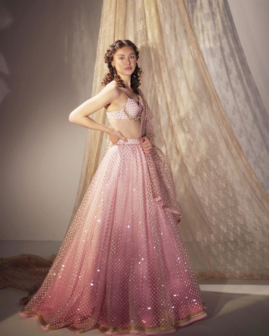 Indian Wedding Dresses - Buy Luxury Indian Bridal Dresses Online – Nameera  by Farooq