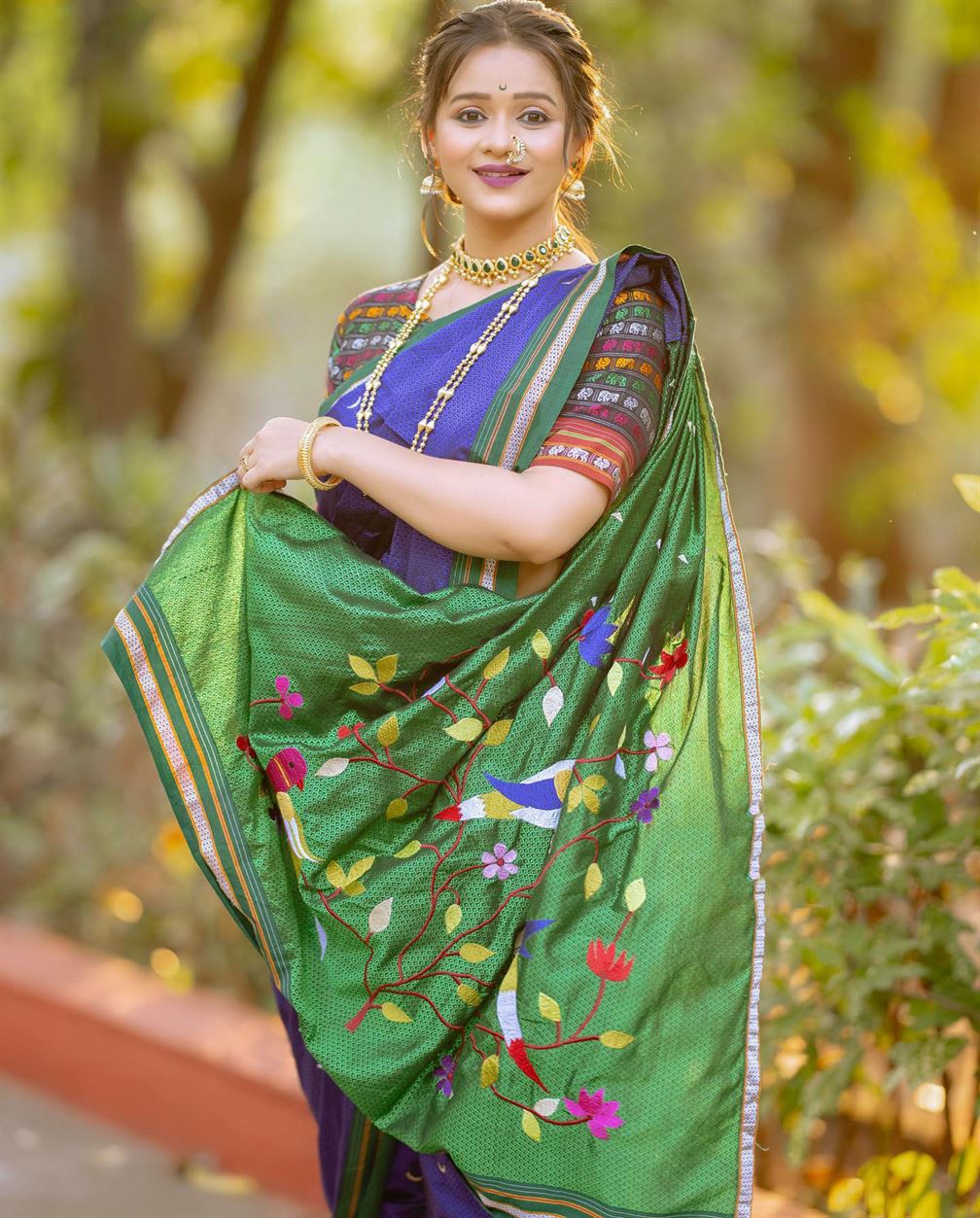 Traditional marathi look saree