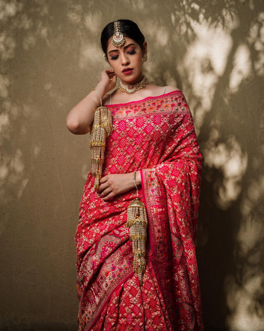 dark pink bandhani saree