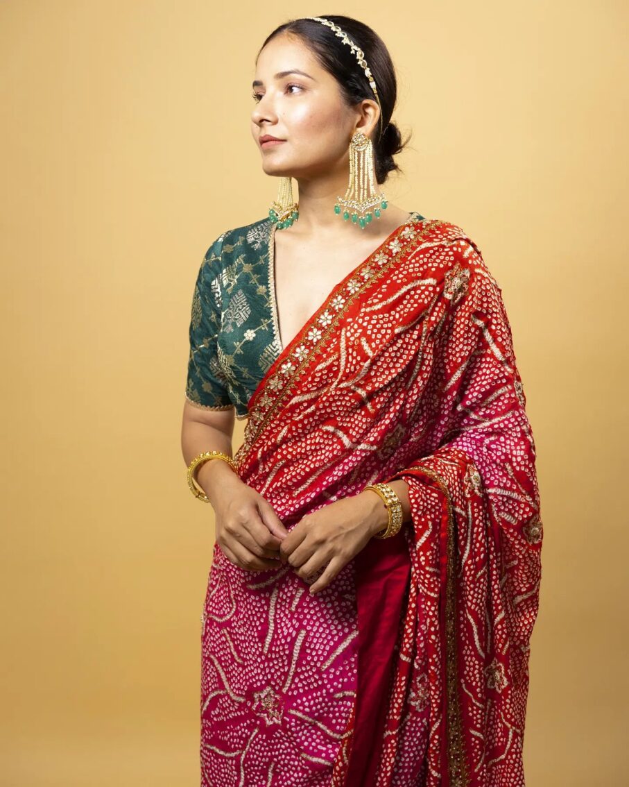 traditional bandhani saree
