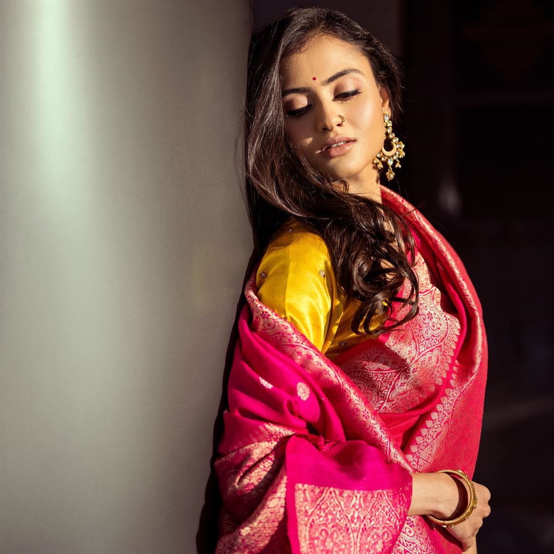 Janki Bodiwala in tussar silk saree 
